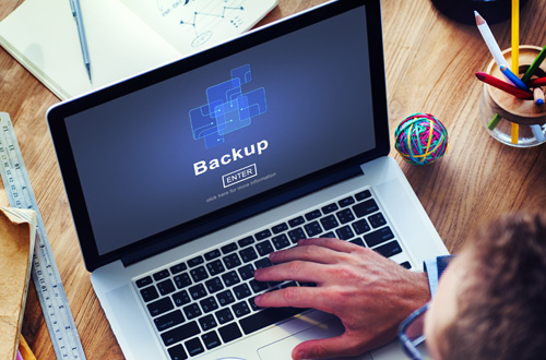 Jak wykonywać backup danych, aby zabezpieczyć firmę? Sprawdź, dlaczego regularne kopie zapasowe tworzone zgodnie z zasadami to najlepsza ochrona danych firmowych i dlaczego warto wybrać usługę INEA Backup.